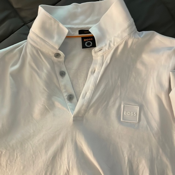 Men’s white slim fit Hugo Boss polo shirt - bought new and worn twice - Picture 1 of 2